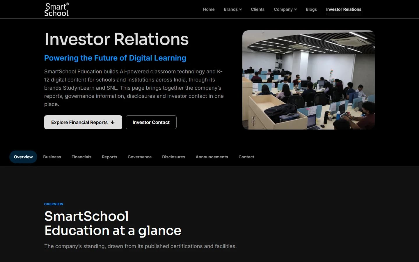 V2 Investor Relations page on desktop with a dark theme, a section bar and an office photo.